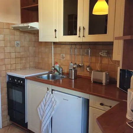 Comedy * بودابست