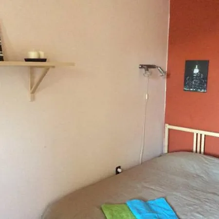 Comedy Apartment *